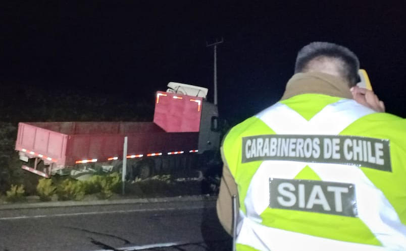 Accidente carretero en ruta 15 CH deja una pasajera muerta, otra herida y al conductor ileso