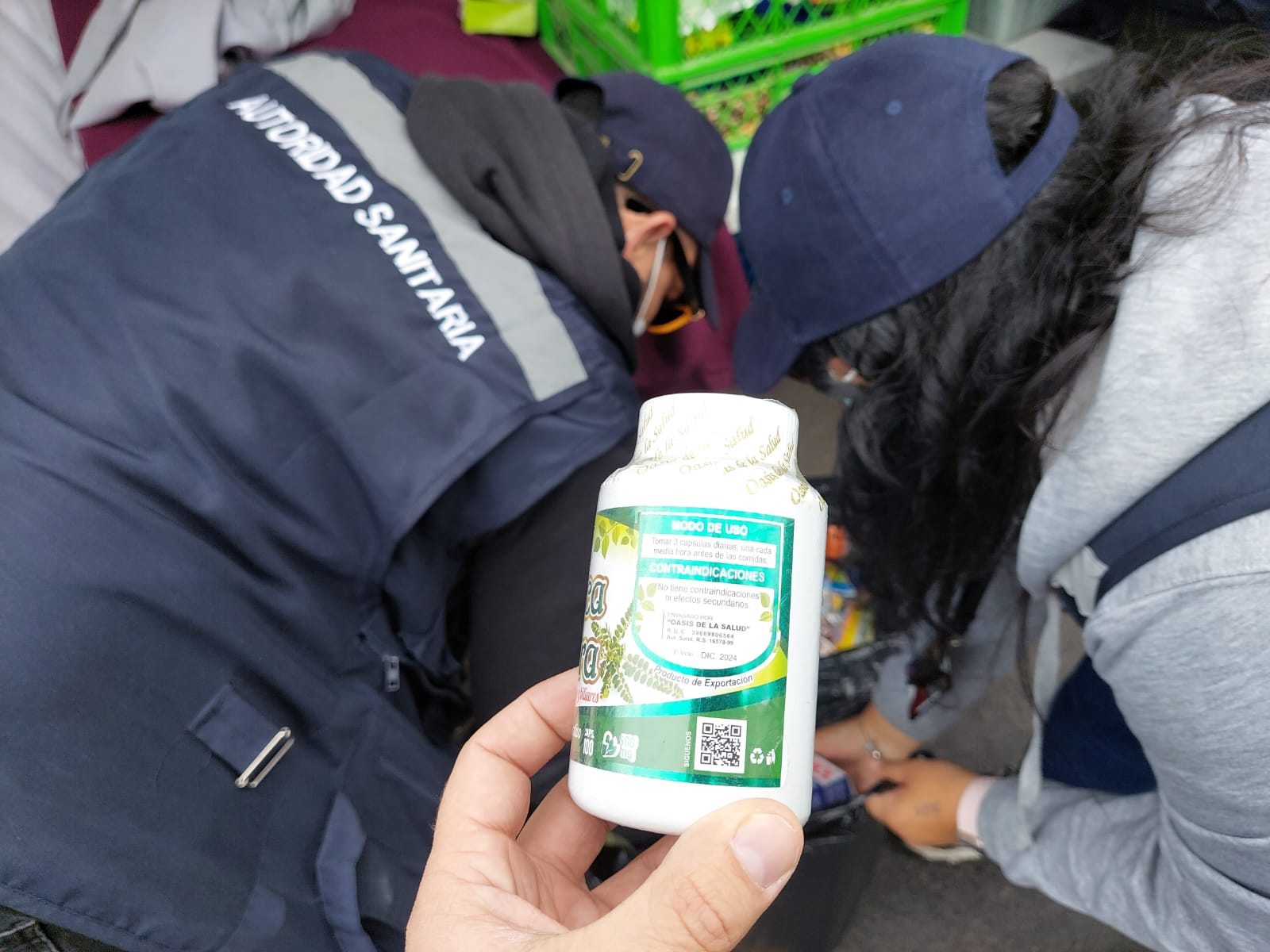 Nuevo decomiso de 100 kilos de fármacos en la Feria Itinerante de calle «José Miguel Carrera»￼