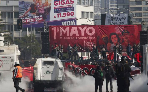 Boric y heridos en Estación Central: «Lo que está pasando es inaceptable»