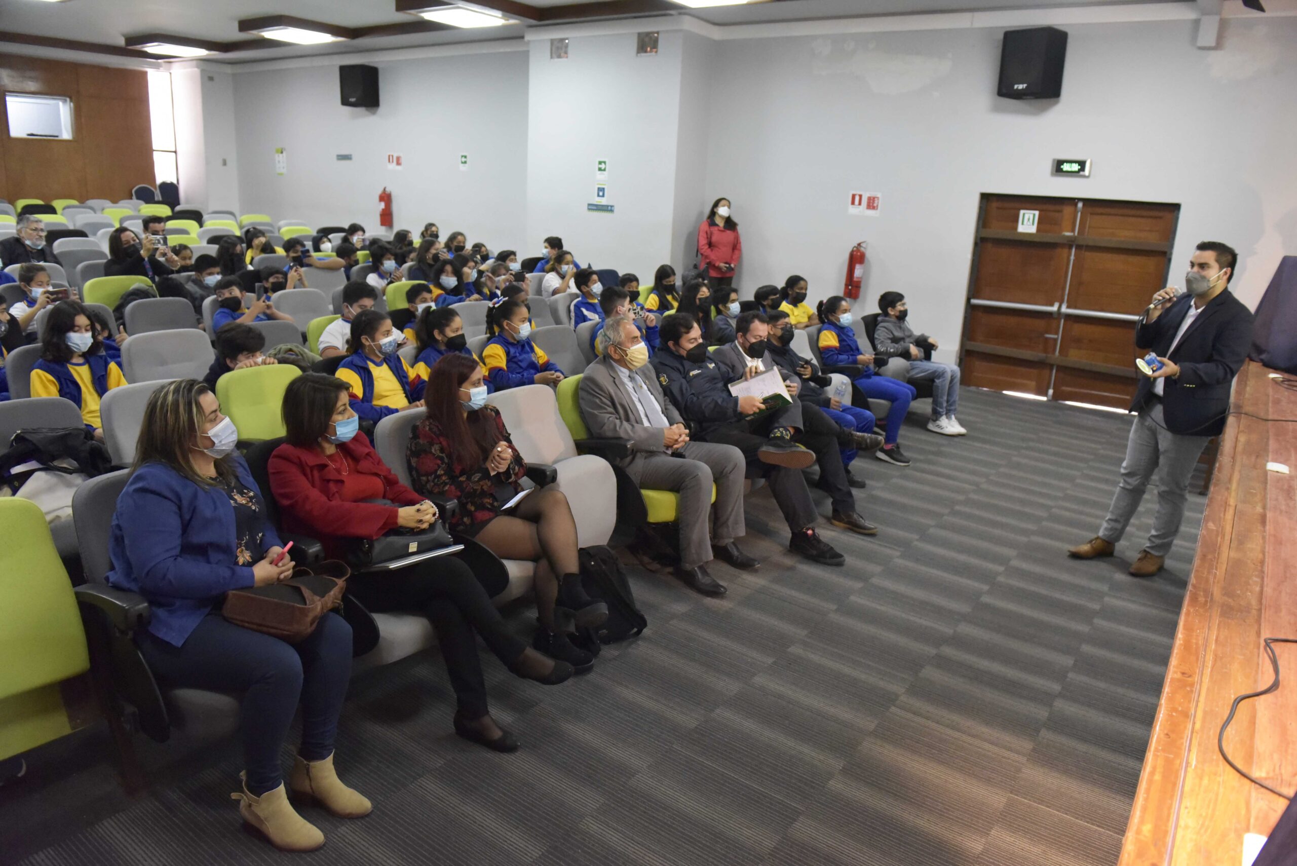 Escolares entregaron al CORE propuestas para disminuir accidentes de tránsito y la violencia escolar￼