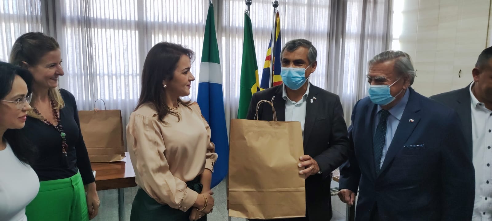 Alcalde Soria firma convenio para promover destinos turísticos del corredor bioceánico￼