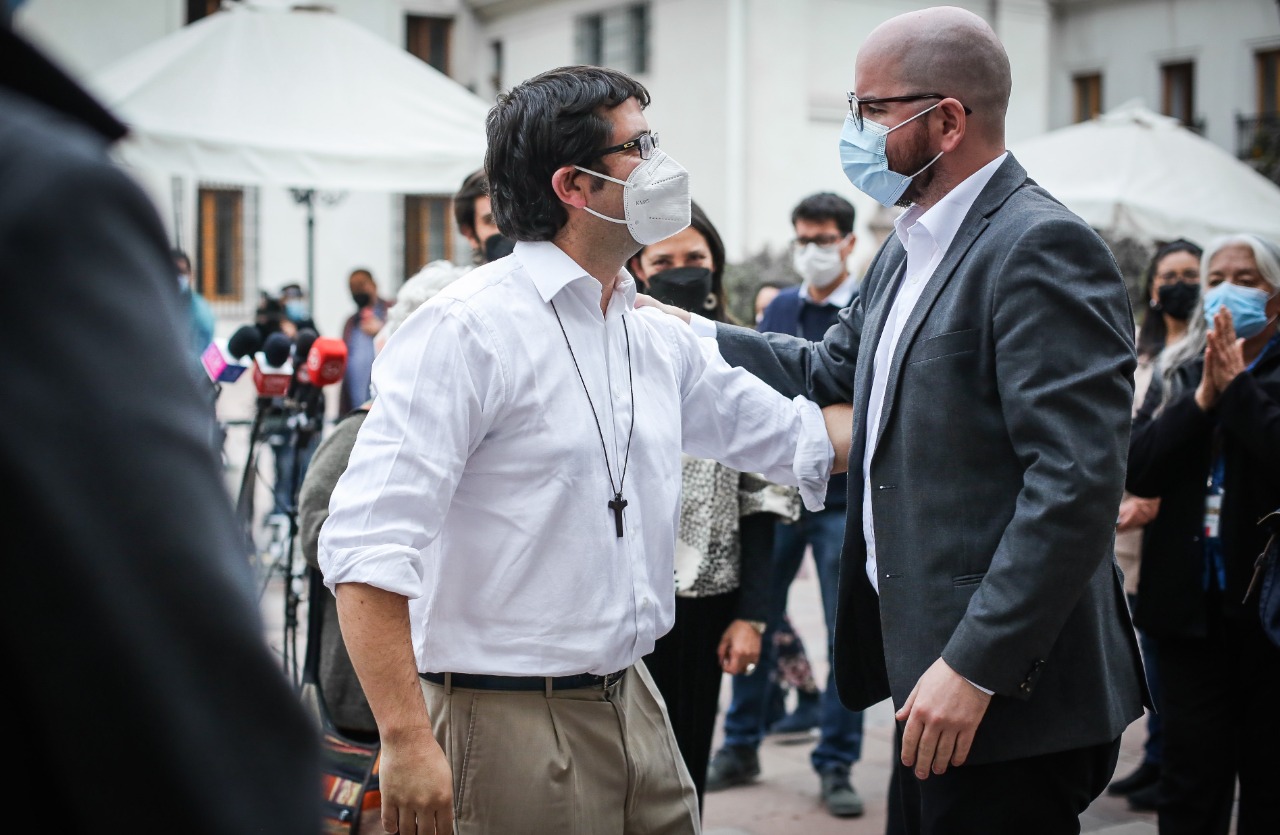 Segpres entrega insumos del Ejecutivo para la discusión de disposiciones transitorias a la Convención Constitucional