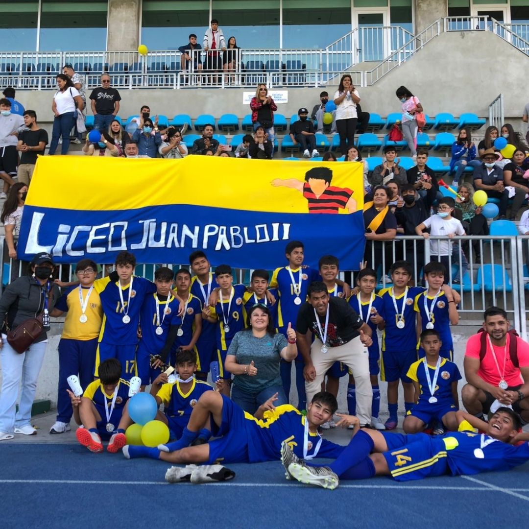 Liceo Bicentenario Minero Juan Pablo II vicecampeón del torneo escolar de fútbol, “Gothia Iquique Cup 2022”￼