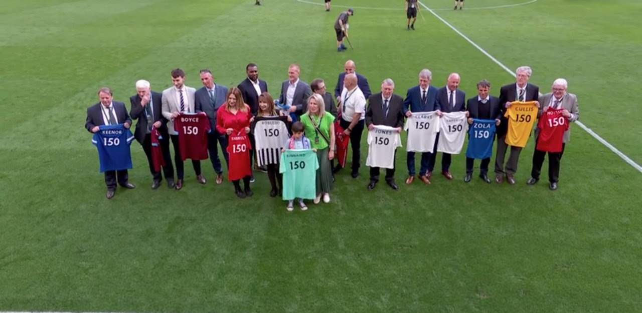 Iquiqueño Jorge Robledo fue homenajedo ayer en Wembley como una de las 15 figuras históricas de la FA Cup