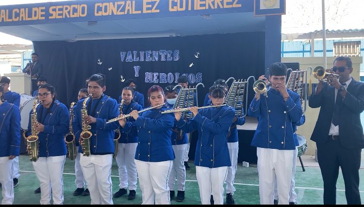 Liceo de Pozo Almonte recibió reconocimiento de SENDA