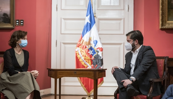 Presidente Boric se reunió con la directora general de UNESCO, Audrey Azoulay