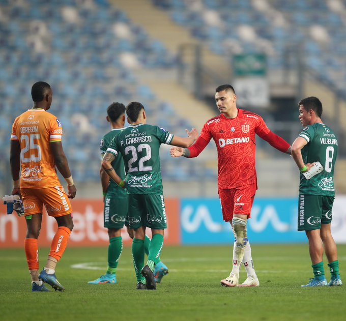 Universidad de Chile 2 General Velásquez 1 por Copa Chile