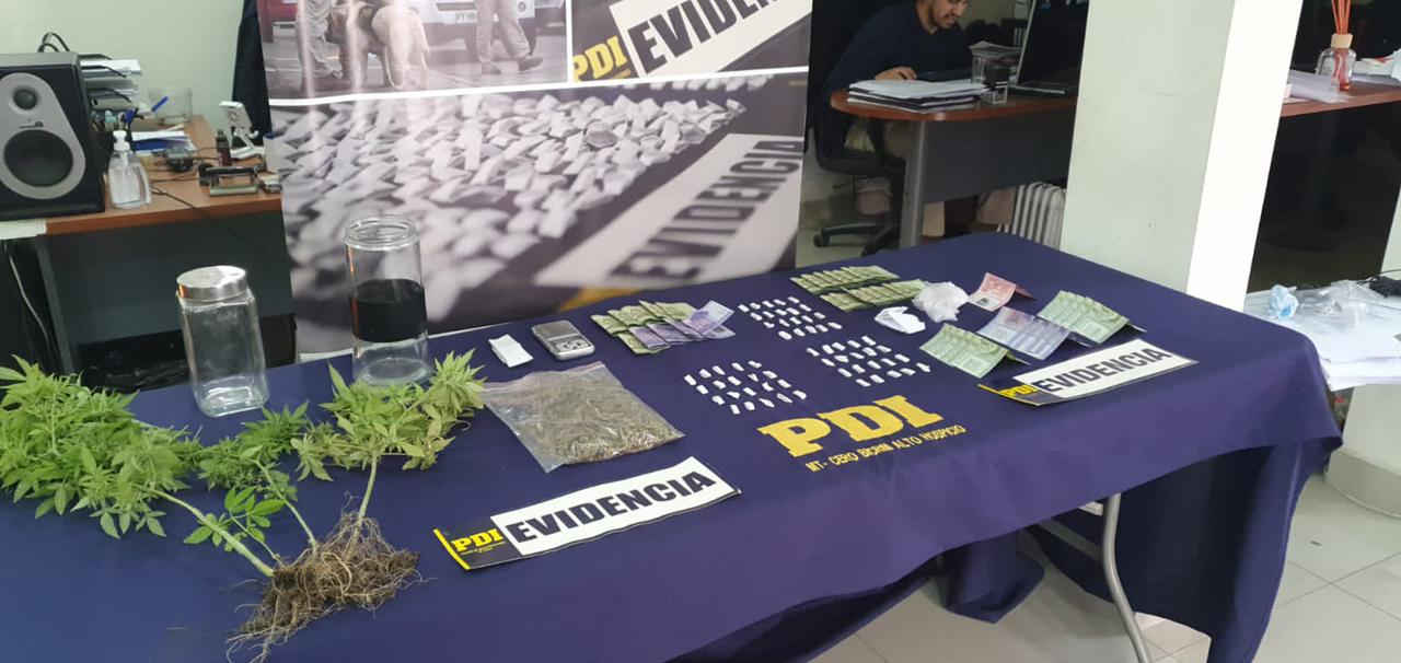 PDI Tarapacá interviene 4 domicilios en Alto Hospicio y detiene a 3 personas por microtráfico 