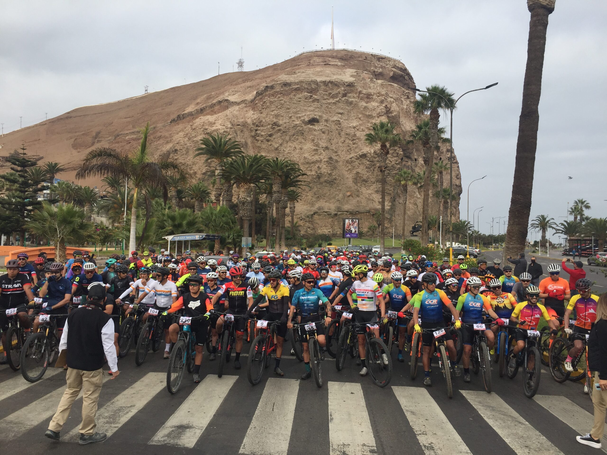Puertovarino ganó el maratón internacional de ciclismo de montaña en Arica￼