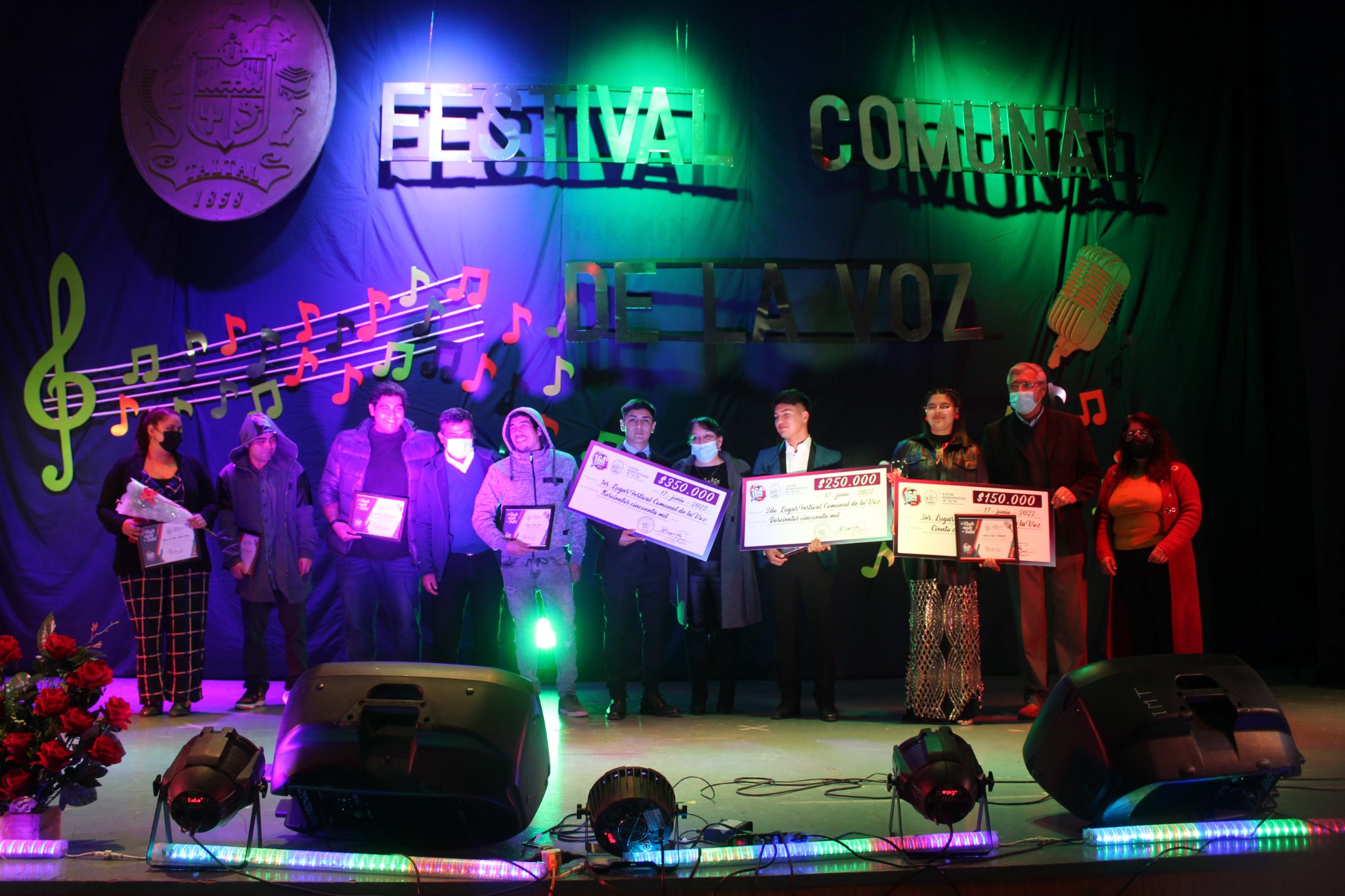 Belleza, talento y música encienden el aniversario 164 de Taltal