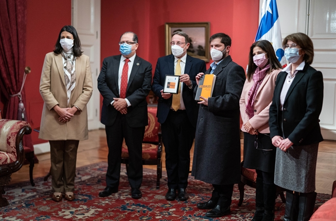 Presidente Boric sostiene reunión con representantes del PNUD