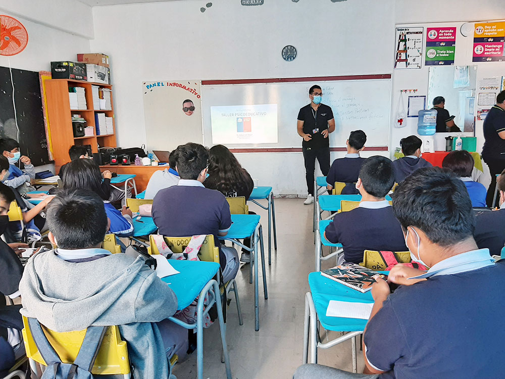 Servicio de Salud Arica realizó talleres sobre salud mental a funcionarios de escuelas y del municipio