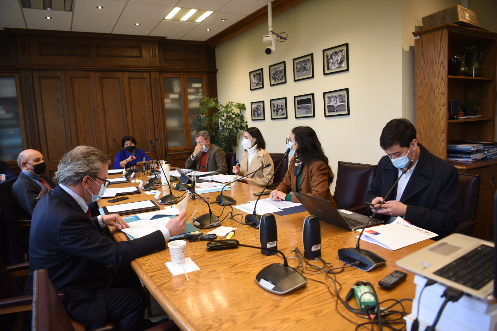 Senado comienza tramitación del proyecto de ley para que trabajadores de TVN tengan “voz y voto” en el directorio del canal