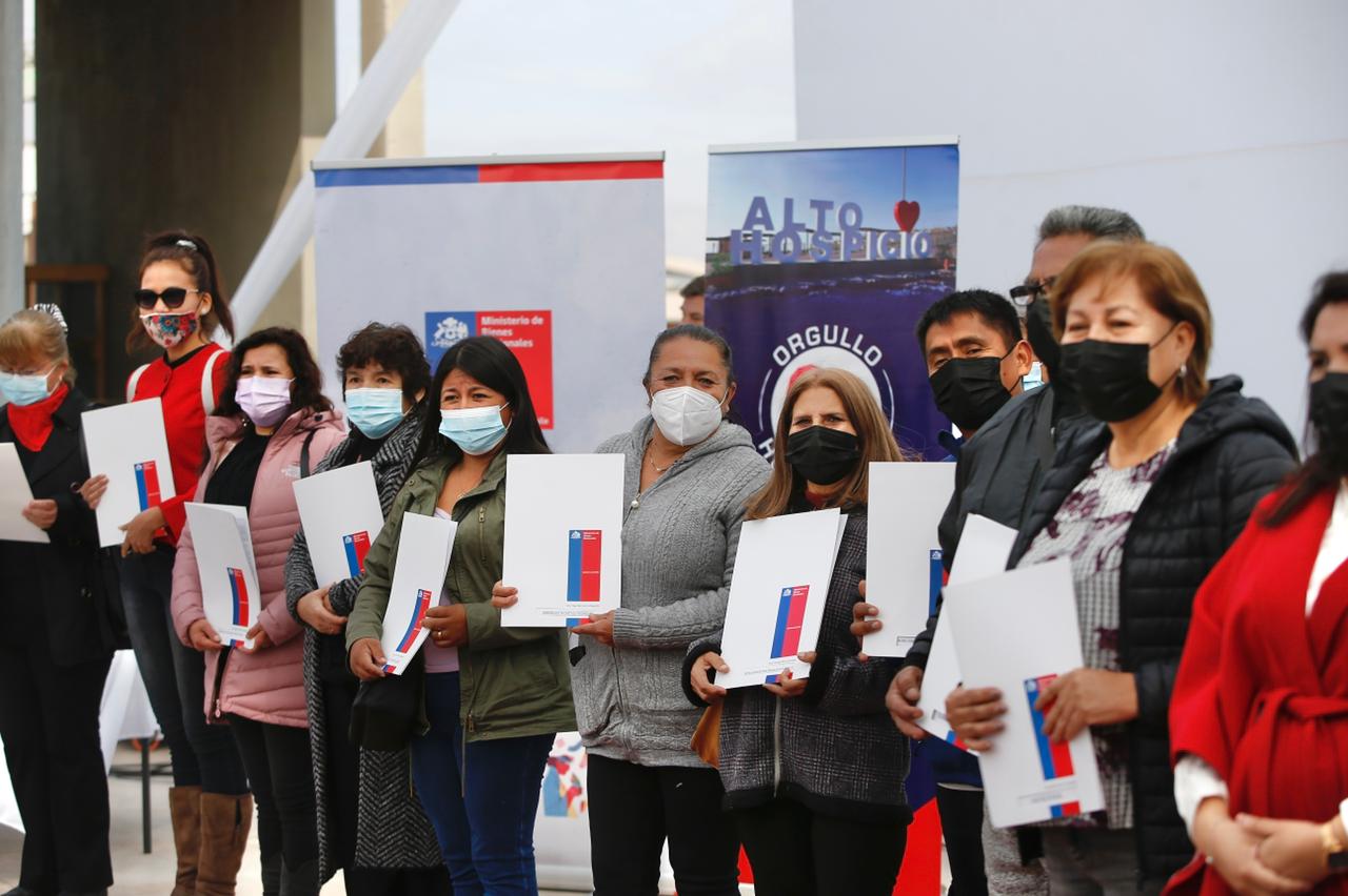 Subsecretaria de Bienes Nacionales encabezó entrega de títulos y constituyó Mesa de Banco de Suelos