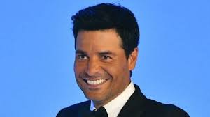 Chayanne critica uso de su imagen en Chile y advierte posibles consecuencias legales: “Nunca apoya campañas políticas”