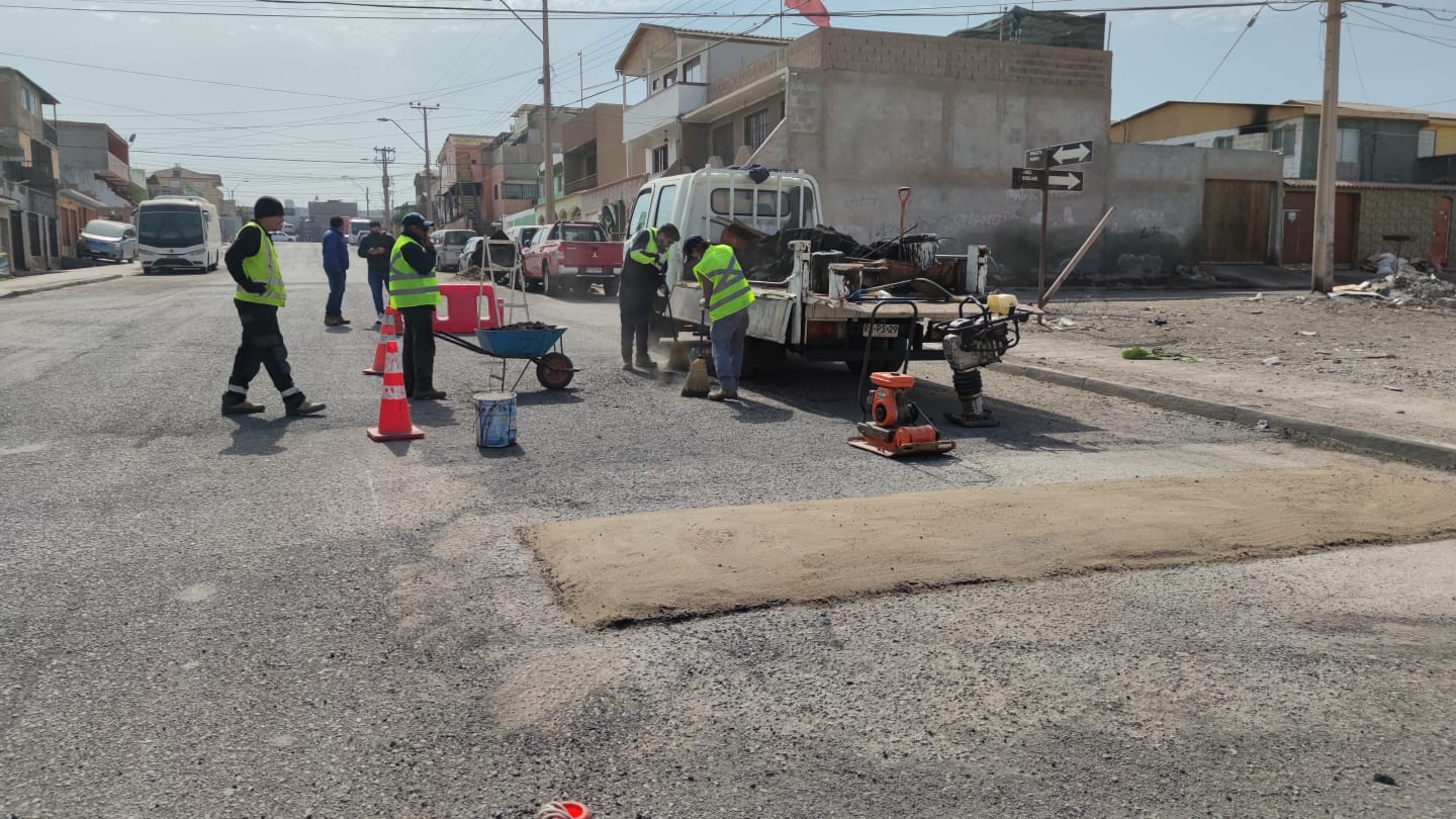 Instalan “lomos de toro” en calzadas de La Autoconstrucción￼