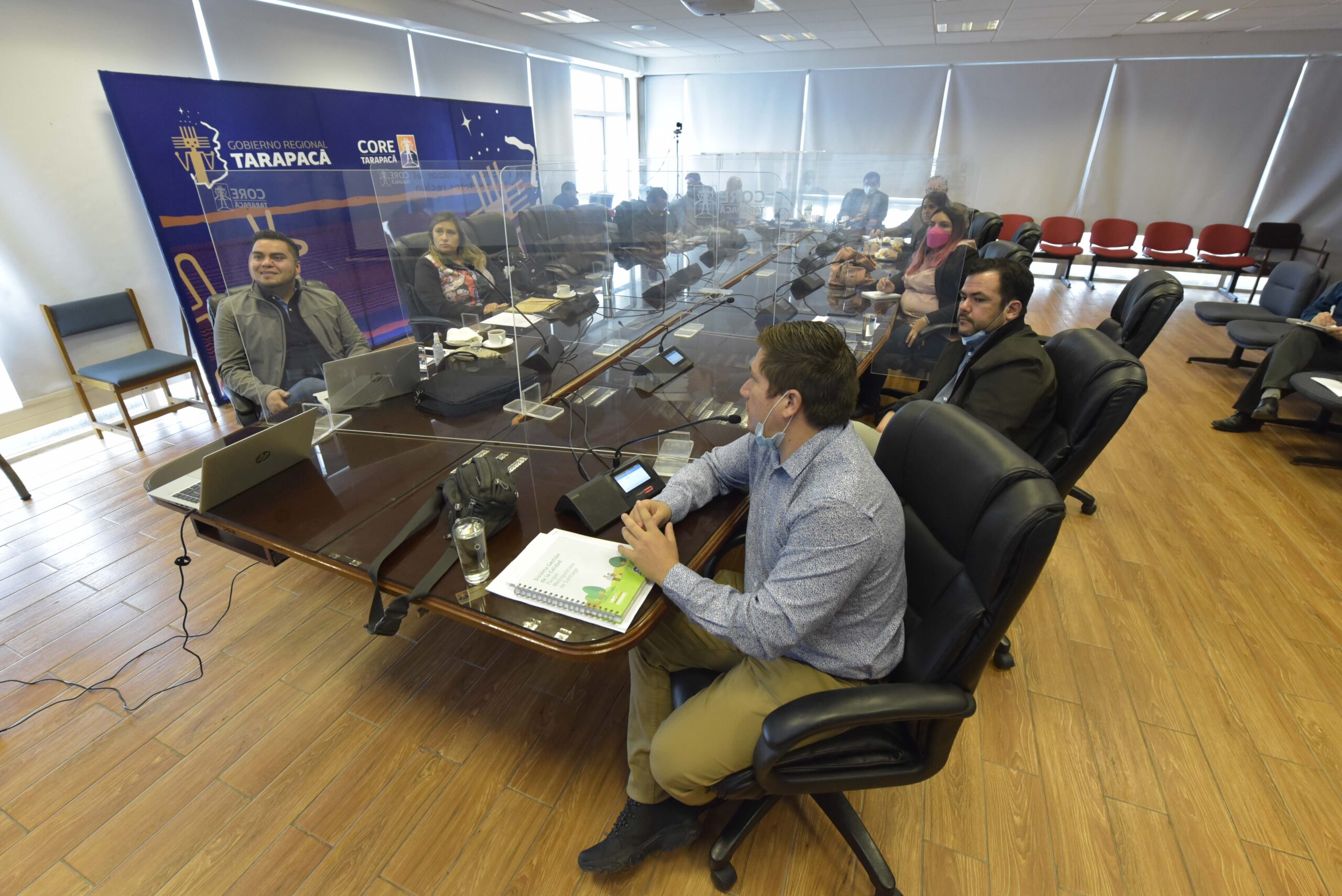 Cores de Tarapacá acordaron reunirse con municipios para acelerar ejecución presupuestaria