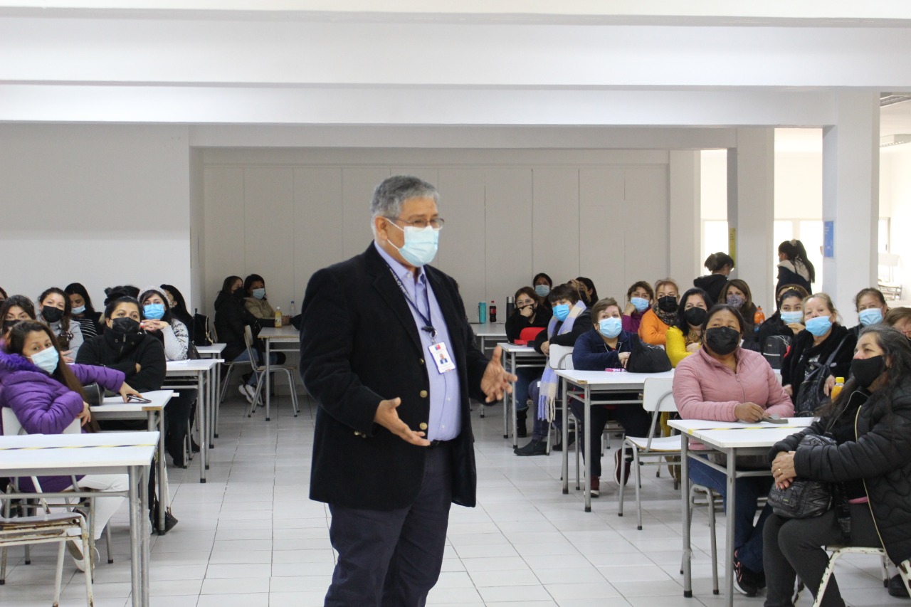Manipuladoras de alimentos y la Empresa Alimentaciones Internacionales acuerdan reducción a 40 horas de jornada laboral