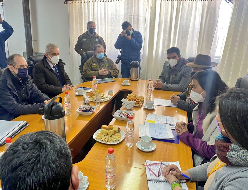 Ministra del Interior anuncia en Colchane proyecto de ley para simplificar expulsiones