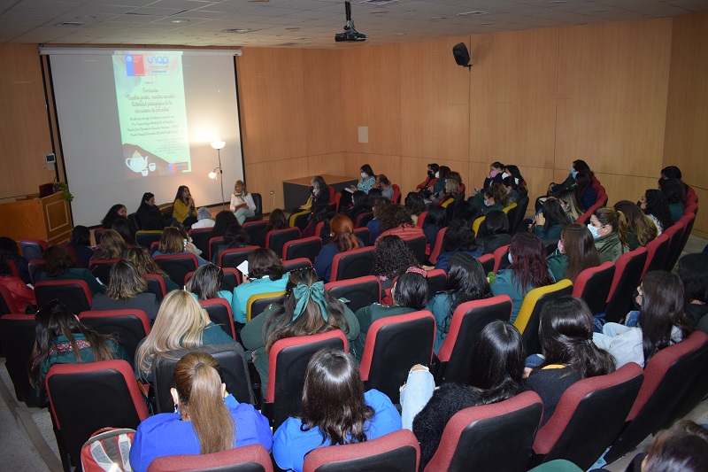 Promueven reconocimiento de autoridad pedagógica en educadoras de párvulos
