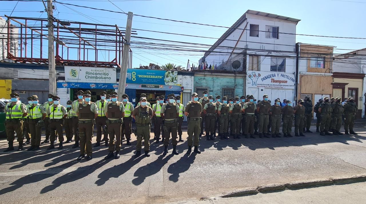 Carabineros detiene a 100 infractores durante tercera intervención del Plan Dinámico en la región de Tarapacá