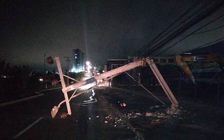 CGE: Choques a postes se incrementan casi 10% en primer semestre y más de un millón de clientes sufrieron interrupciones de suministro por esta causa