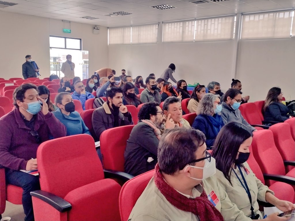 Delegación Presidencial Regional participa en mesa técnica para enfrentar crisis habitacional