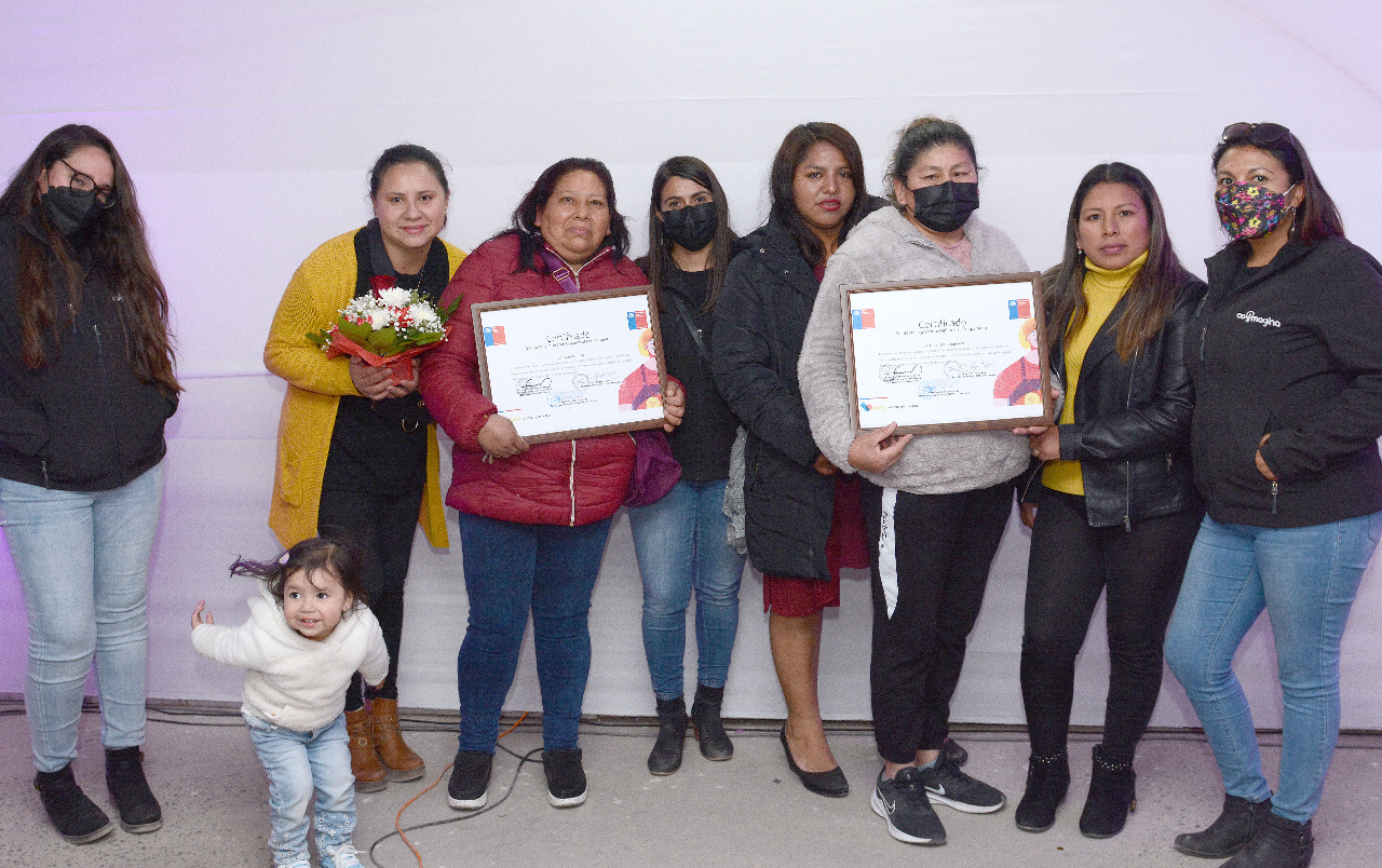 Alianza entre MINVU y FOSIS pudo concretar beneficios por casi 370 millones de pesos repartidos en 9 asentamientos de Tarapacá￼