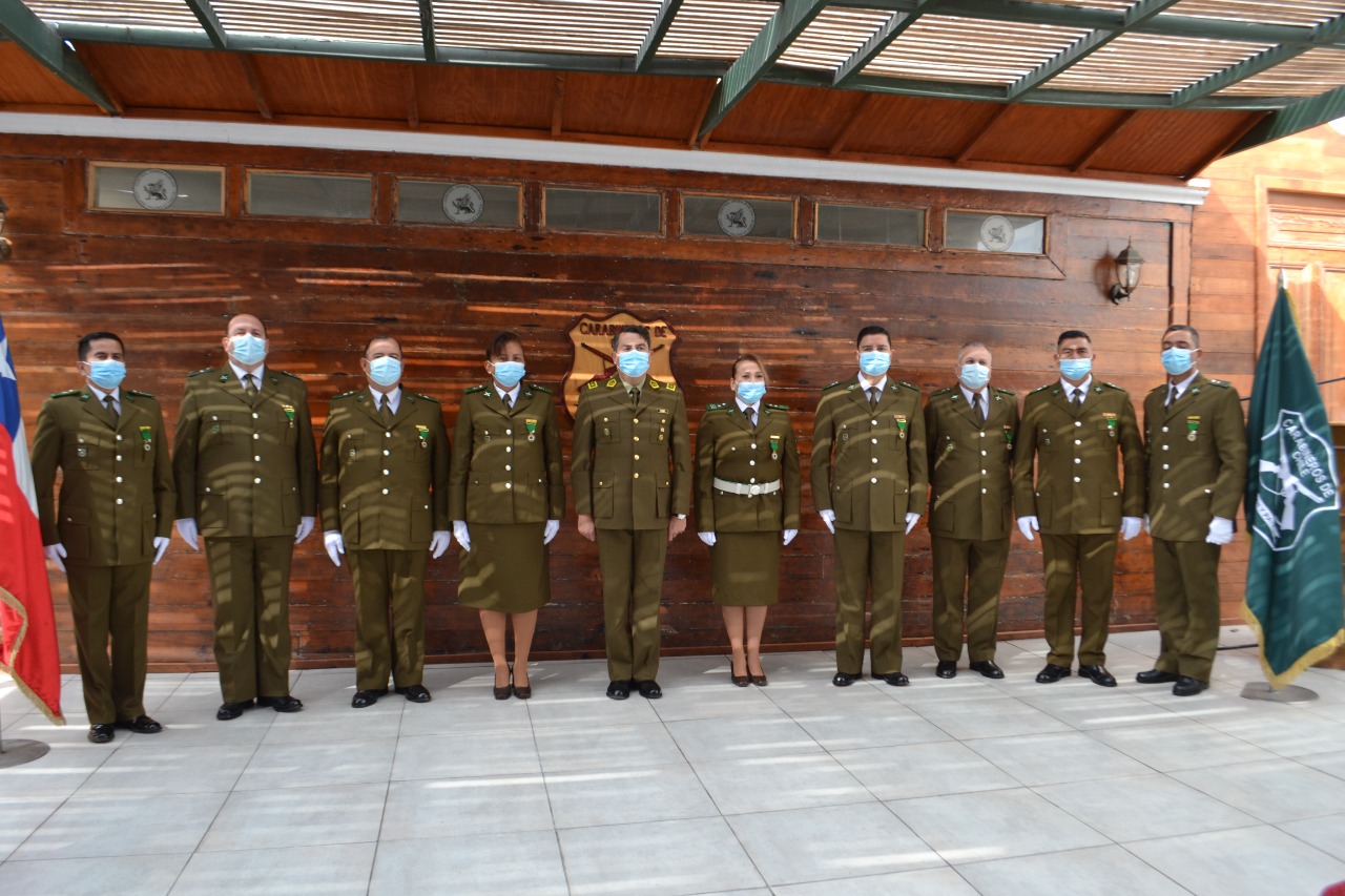 Carabinero homenajeó a sus suboficiales mayores