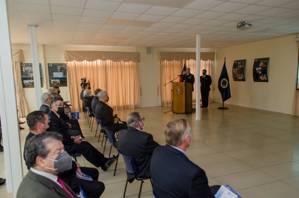 SHOA conmemora el 51° Aniversario del CONA con lanzamiento de libro científico sobre El Drake