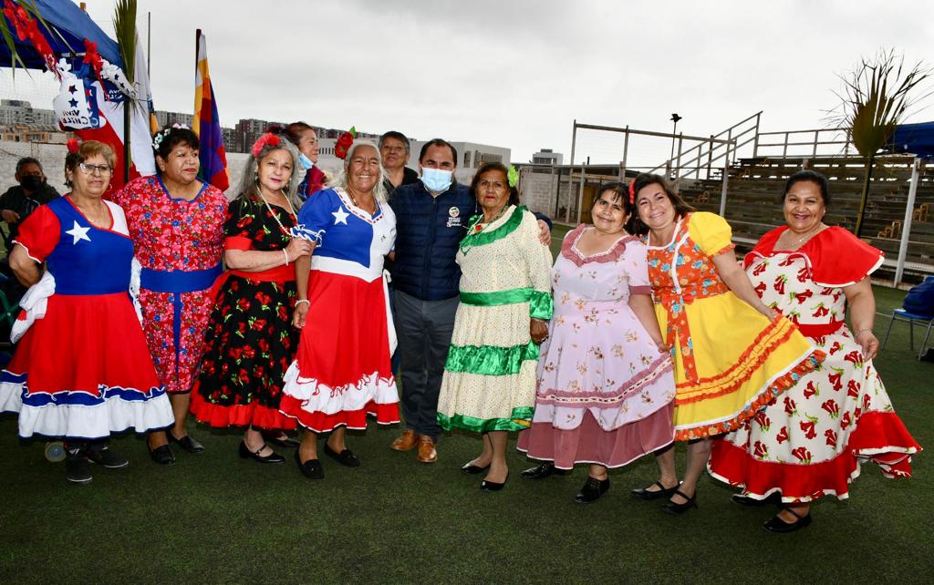 Masivo encuentro de la Oficina de la Discapacidad del municipio de Alto Hospicio en inicio de Fiestas Patrias