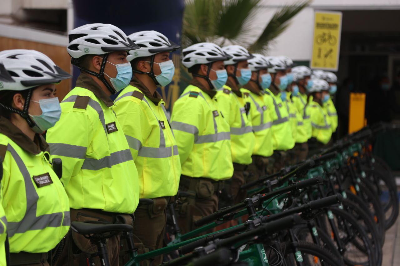 Gobierno Regional entregó 48 bicicletas a Carabineros para apoyar labores preventivas en Tarapacá