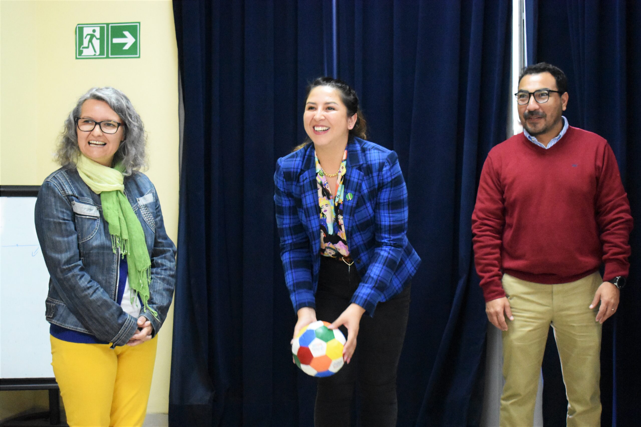 Tras 20 años del Programa Familias del FOSIS será reformulado ￼