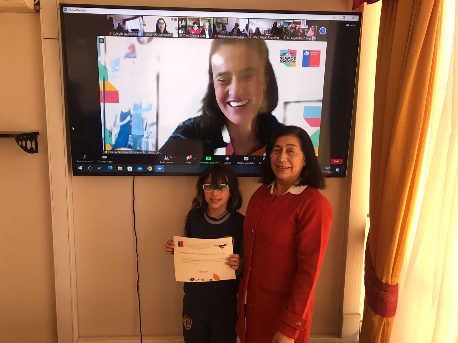 “Booktubers”: Alumna iquiqueña fue destacada a nivel nacional por el Mineduc