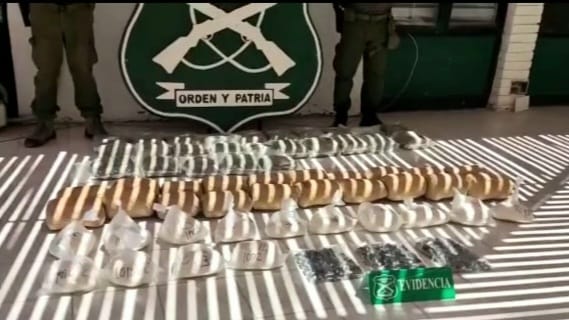 Carabineros del Retén de Camiña decomisaron más de 63 kilos de drogas
