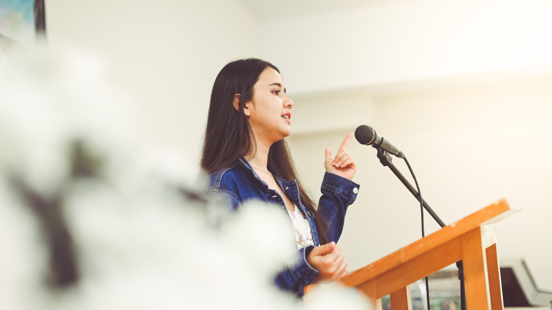 SernamEG abre convocatoria para participar en sus escuelas formadoras de lideresas