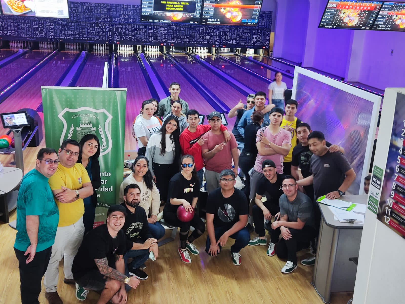 “Los Galácticos” del CP de Alto Hospicio ganaron torneo de bowling de Gendarmería 