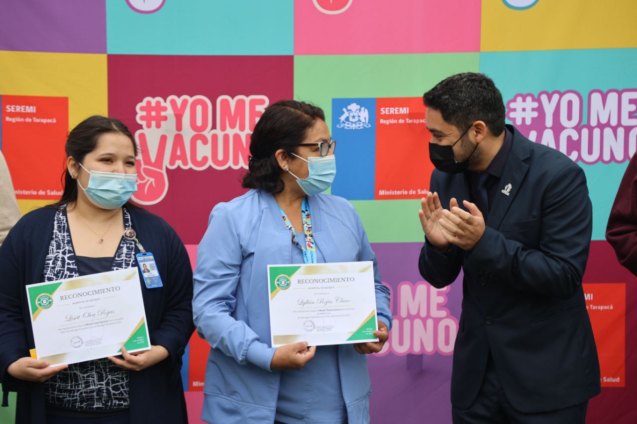 Gobernador Carvajal anunció programa de becas para especializar a funcionarios del Hospital de Iquique￼
