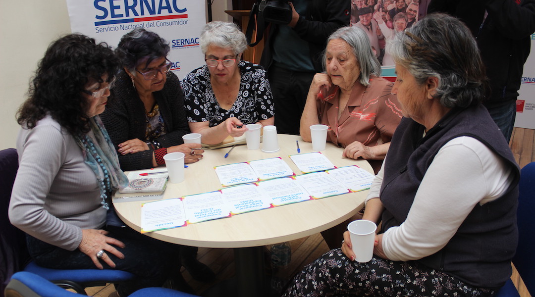 Casi 29 mil reclamos de adultos mayores recibió el SERNAC durante el primer semestre de este año