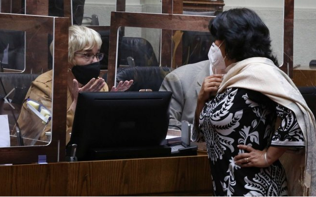 Prácticas en Salud: A segundo trámite norma que termina con obligación de estudiantes para reclutar pacientes