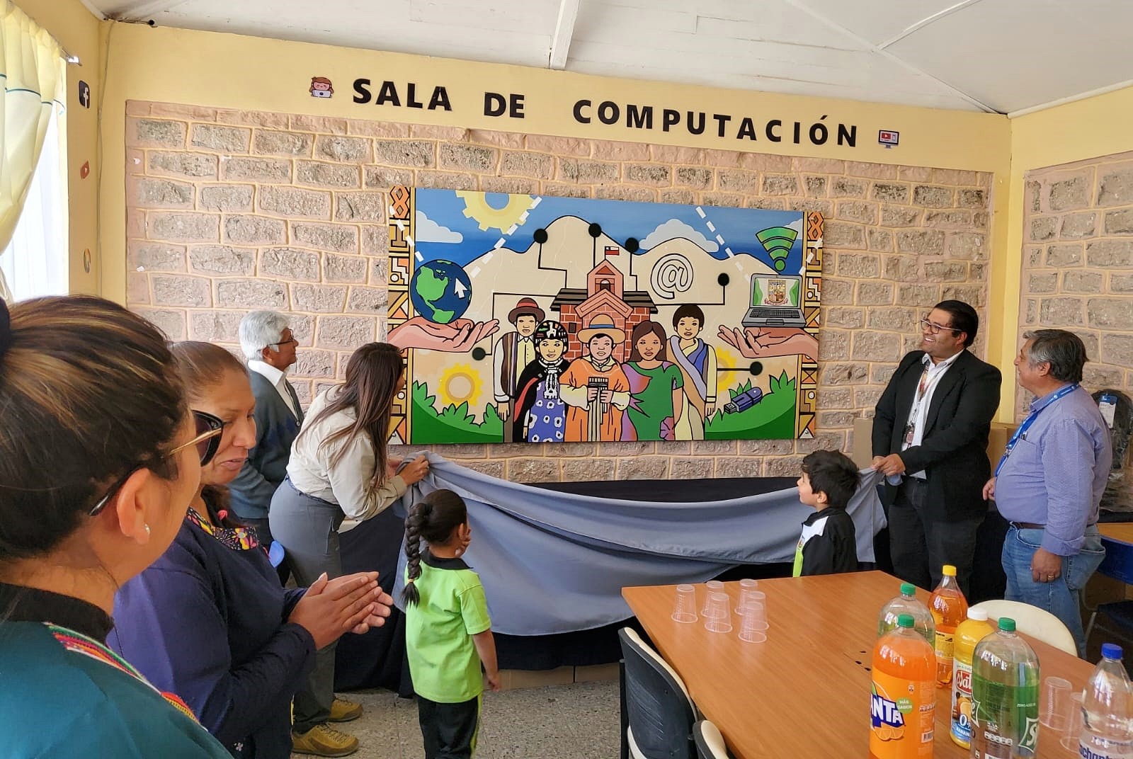 Escuela de Mamiña se suma al aprendizaje digital con nueva sala de computación aportada por Cerro Colorado