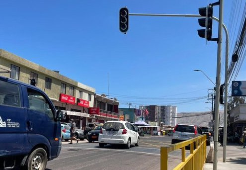 Pruebas en nuevo cruce semaforizado en sector del Hospital Regional de Iquique