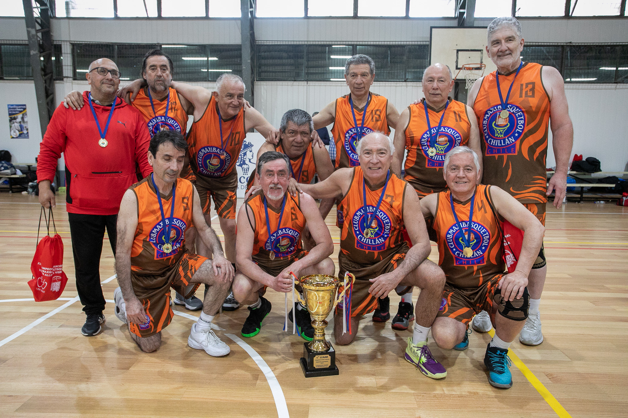 «Manuel Herrera» levantó la Copa en Campeonato Nacional de Maxibásquetbol