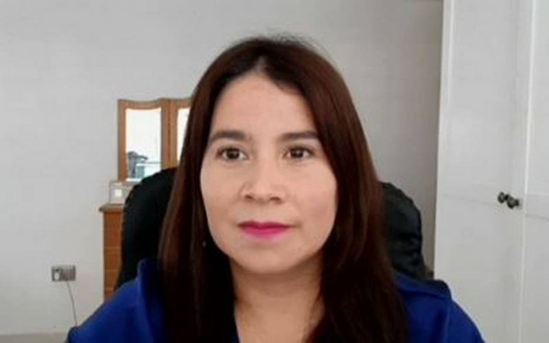 Economista entrega medidas para controlar caída de los salarios reales