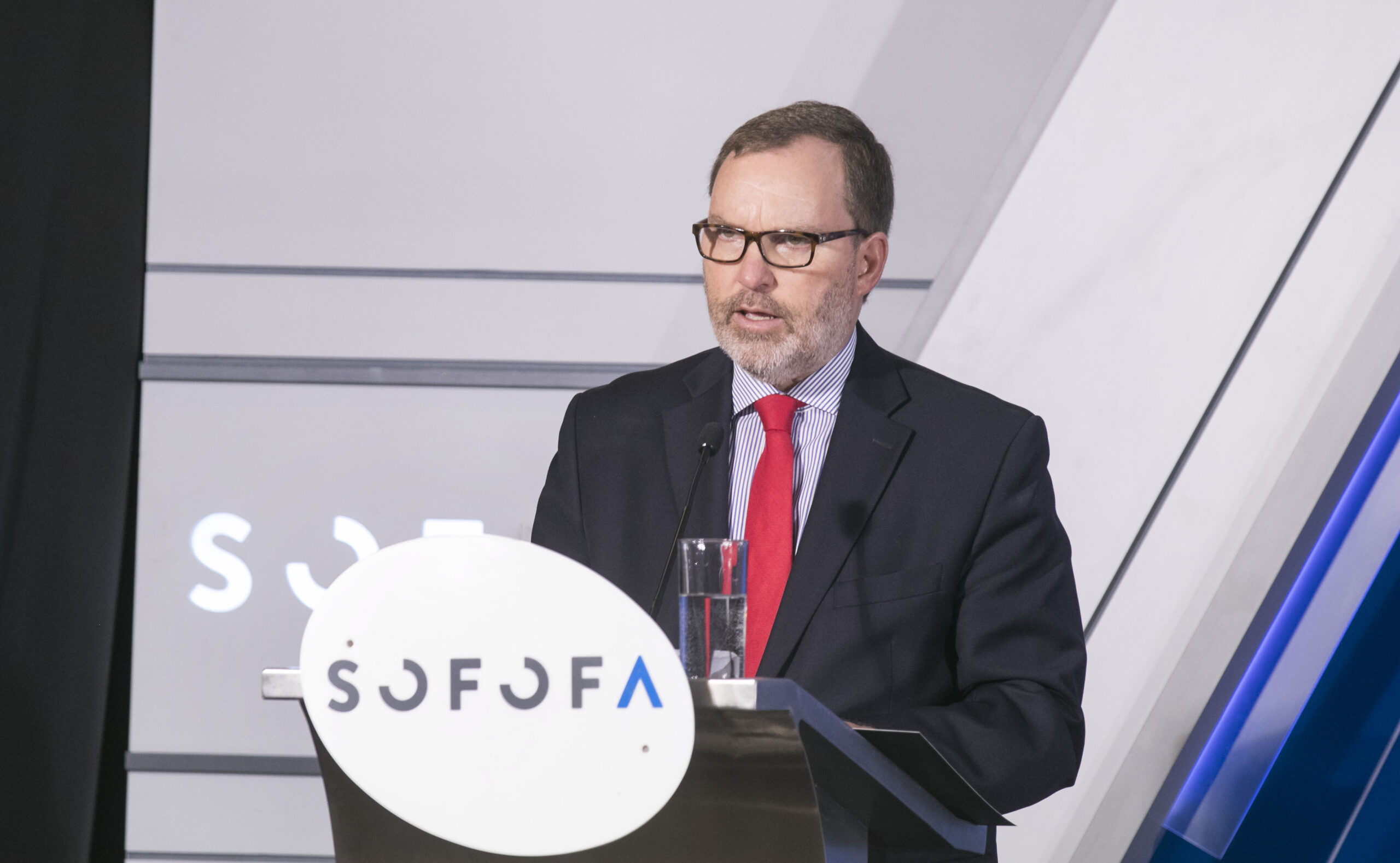 Seminario liderado por SOFOFA y KPMG en Chile: Falta de estudios e impacto al ahorro marcan análisis de la Reforma Tributaria