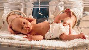 Niños prematuros: Alrededor de 19 mil partos en Chile se presentan antes de tiempo