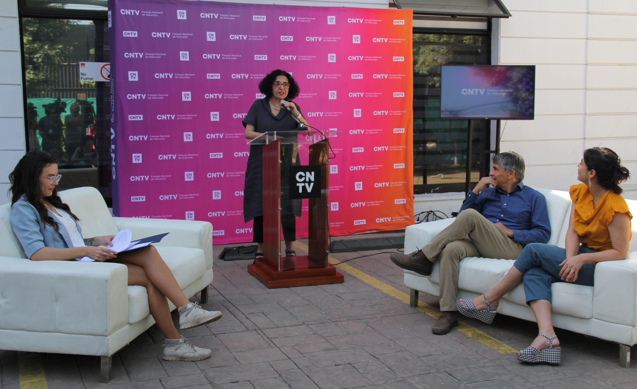 CNTV, autoridades de gobierno y canales de televisión celebran el Día Mundial de la TV destacando su rol social