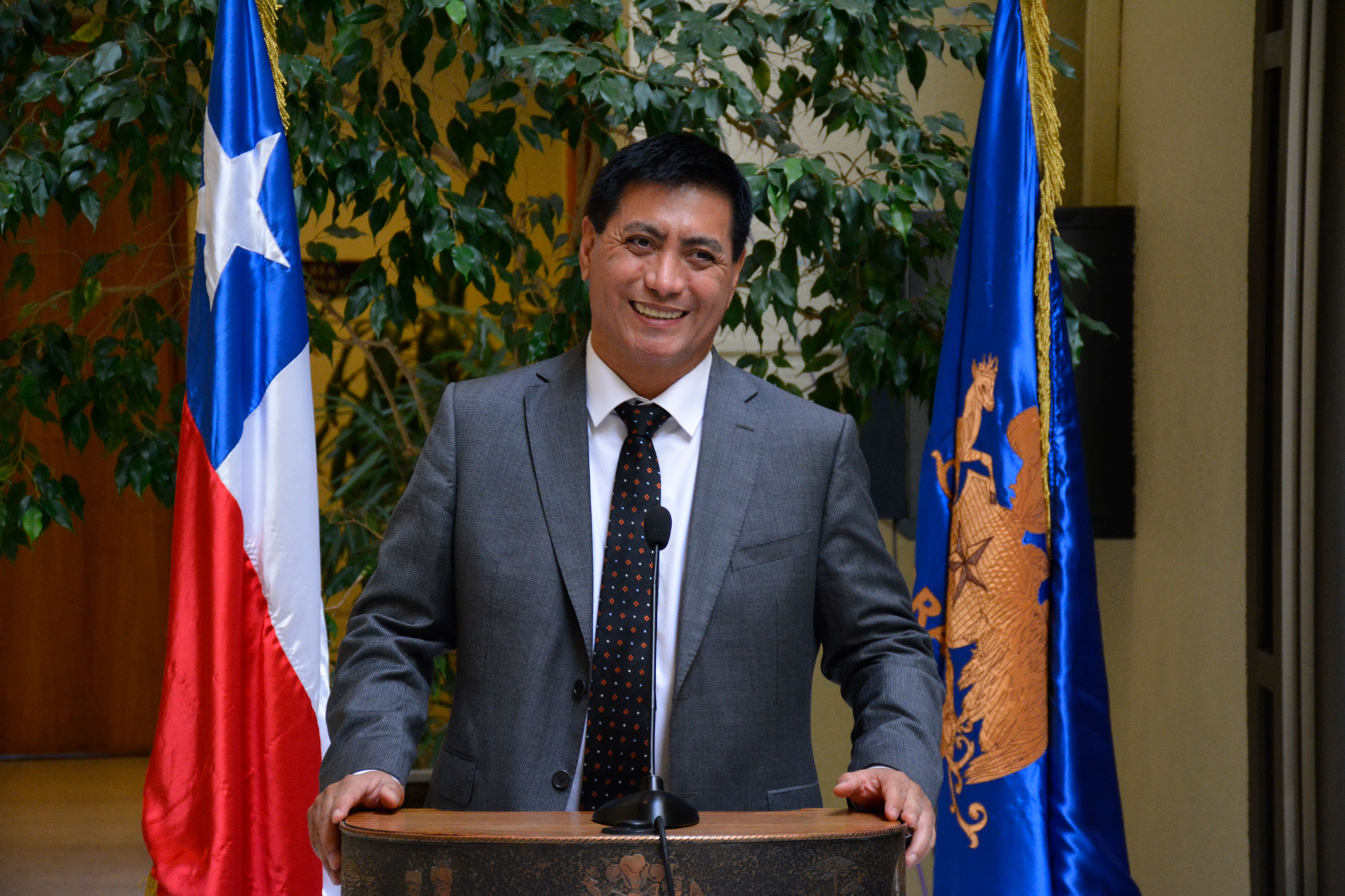 Diputado presenta plan de OO.PP. con motivo del centenario de incorporación de Arica al territorio nacional