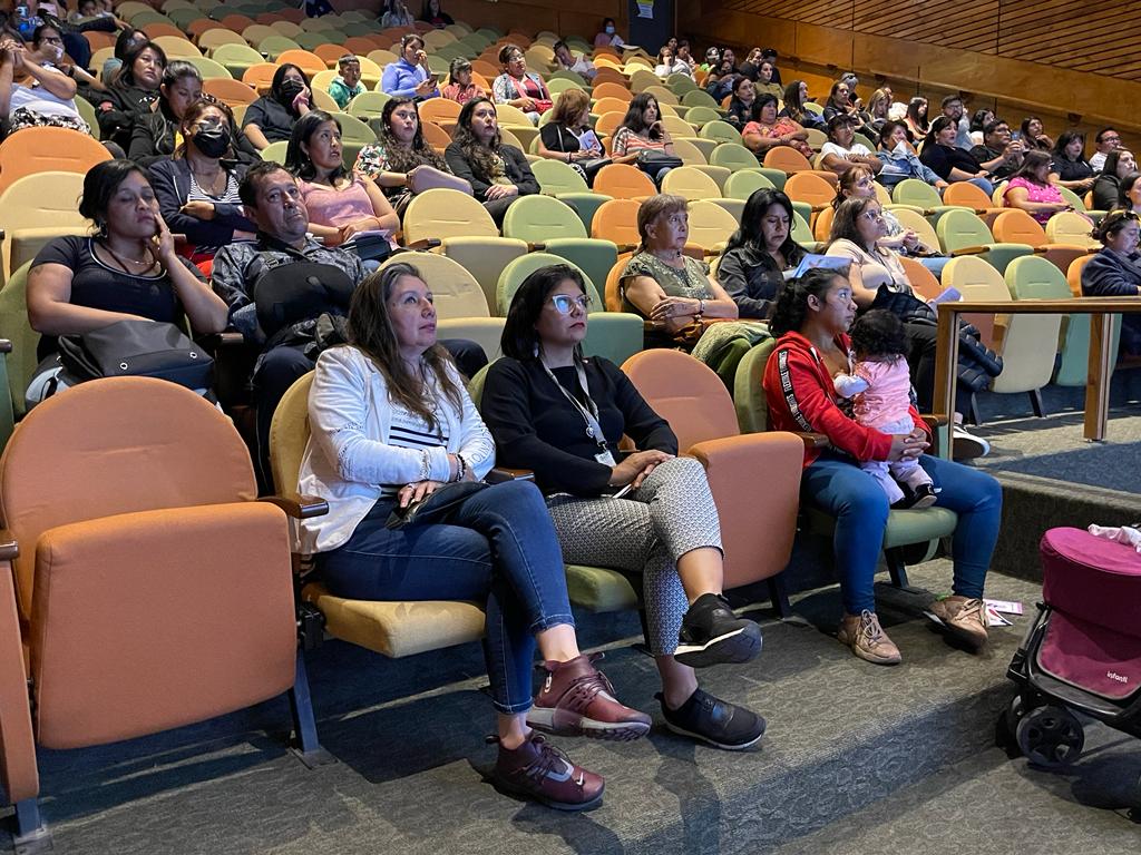 Mujeres conocen temáticas de nueva ley de responsabilidad parental y pago efectivo de la pensión alimenticia