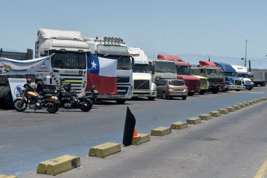 Gobierno alcanzó acuerdo con parte de los camioneros